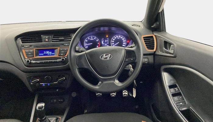 2015 Hyundai i20 Active 1.2 BASE, CNG, Manual, 88,403 km, Steering Wheel Close Up