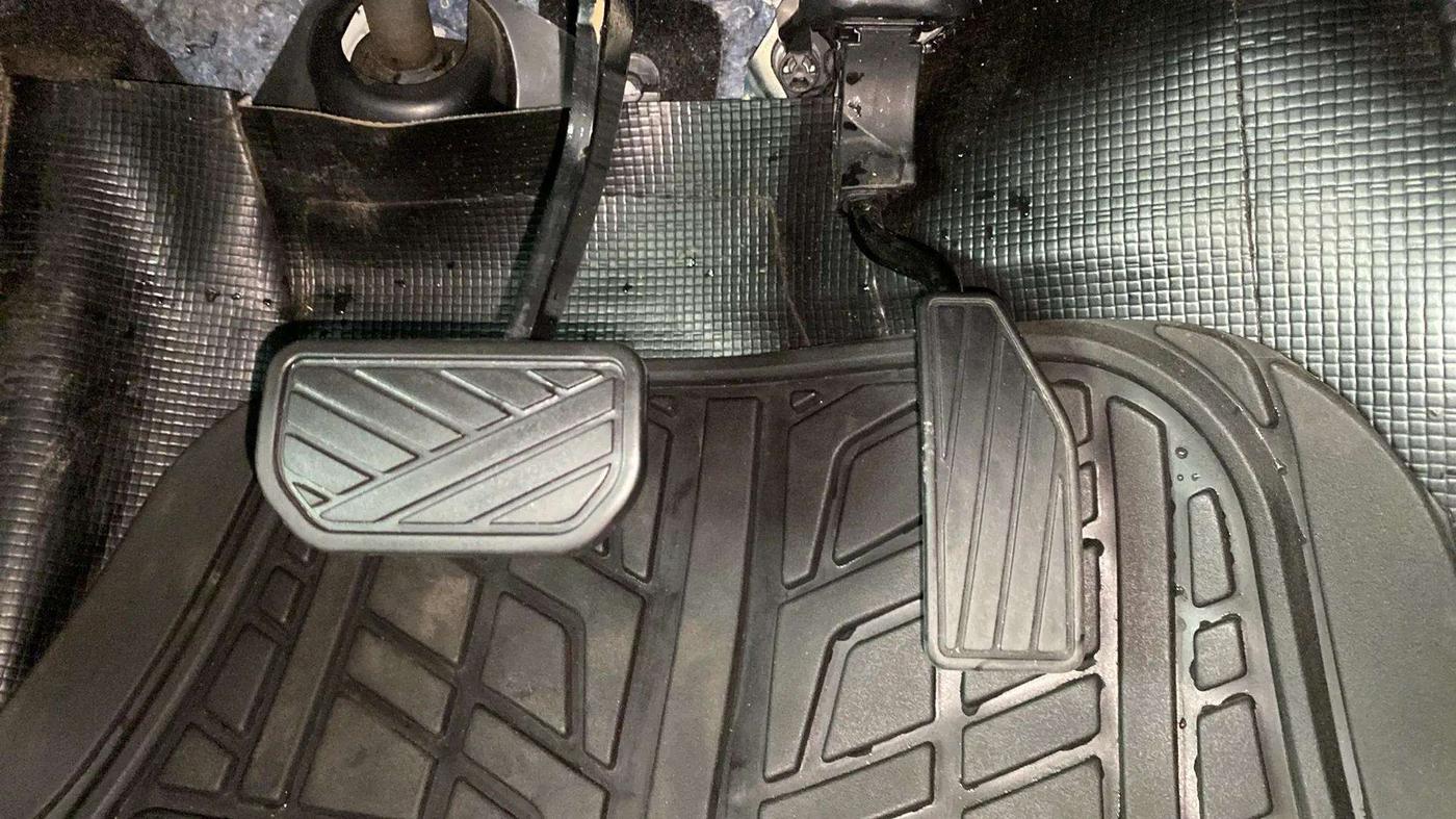 2024 Maruti Celerio ZXI PLUS AGS, Petrol, Automatic, 15,984 km, Pedals