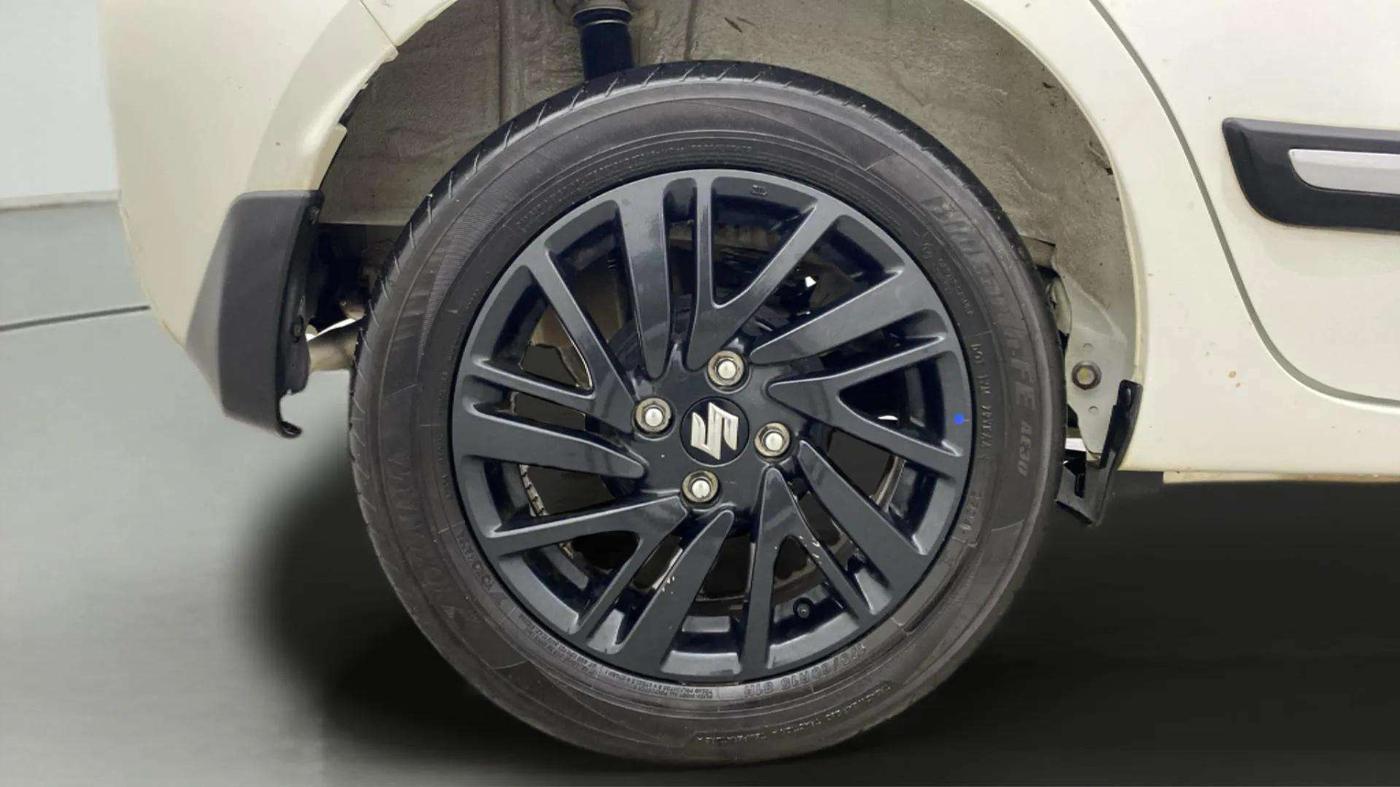 2024 Maruti Celerio ZXI PLUS AGS, Petrol, Automatic, 15,984 km, Right Rear Wheel