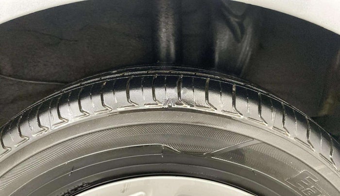 2019 Hyundai NEW SANTRO SPORTZ CNG, CNG, Manual, 1,39,034 km, Left Rear Tyre Tread