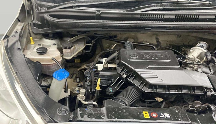 2019 Hyundai NEW SANTRO SPORTZ CNG, CNG, Manual, 1,39,034 km, Engine View - Right