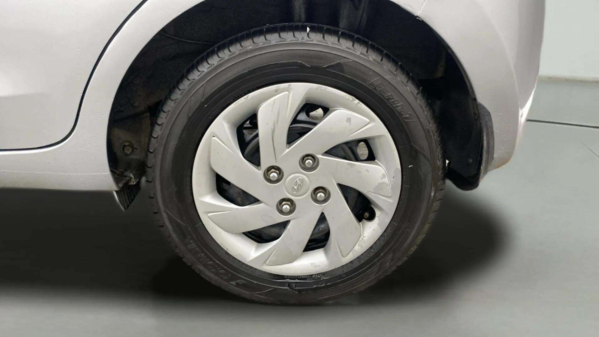 LHS-Rear-Wheel-17