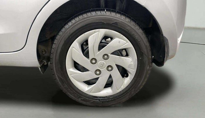 2019 Hyundai NEW SANTRO SPORTZ CNG, CNG, Manual, 1,39,034 km, Left Rear Wheel