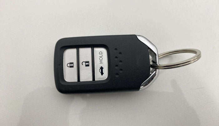 2020 Honda Amaze 1.2L I-VTEC V CVT, Petrol, Automatic, 29,207 km, Key Close Up
