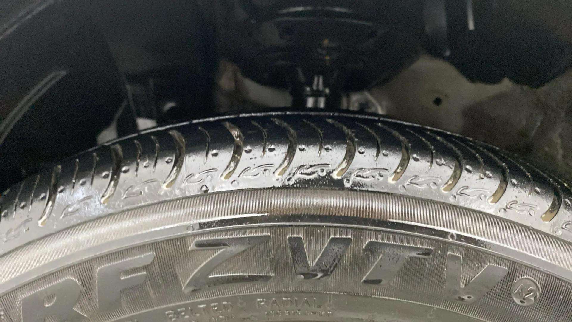 LHS-Front-Tyre-Tread-20
