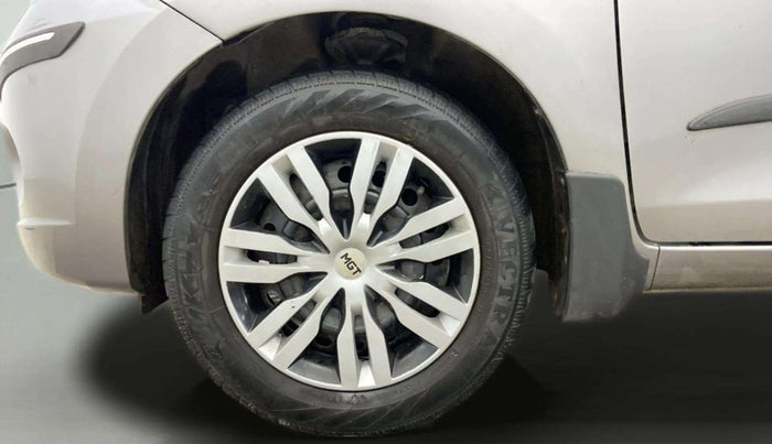2015 Maruti Celerio ZXI AMT, CNG, Automatic, 89,931 km, Left Front Wheel