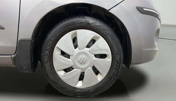 2015 Maruti Celerio ZXI AMT, CNG, Automatic, 89,931 km, Right Front Wheel