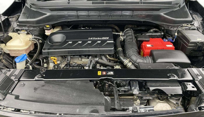 2022 KIA CARENS PRESTIGE PLUS 1.4 PETROL 7 STR, Petrol, Manual, 35,456 km, Engine View