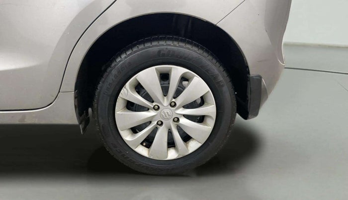 2015 Maruti Baleno DELTA PETROL 1.2, Petrol, Manual, 33,981 km, Left Rear Wheel