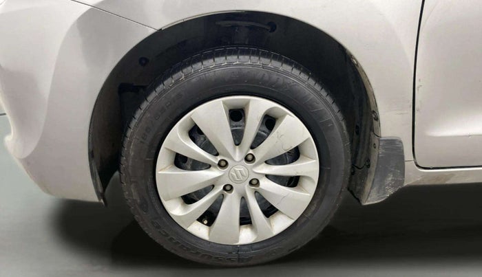 2015 Maruti Baleno DELTA PETROL 1.2, Petrol, Manual, 33,981 km, Left Front Wheel