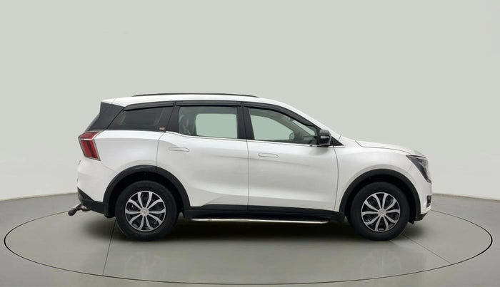 2022 Mahindra XUV700 AX 3 D MT 7 STR, Diesel, Manual, 63,670 km, Right Side View