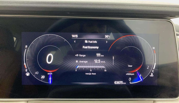 2022 Mahindra XUV700 AX 3 D MT 7 STR, Diesel, Manual, 63,670 km, Odometer Image