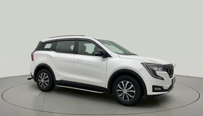 2022 Mahindra XUV700 AX 3 D MT 7 STR, Diesel, Manual, 63,670 km, Right Front Diagonal