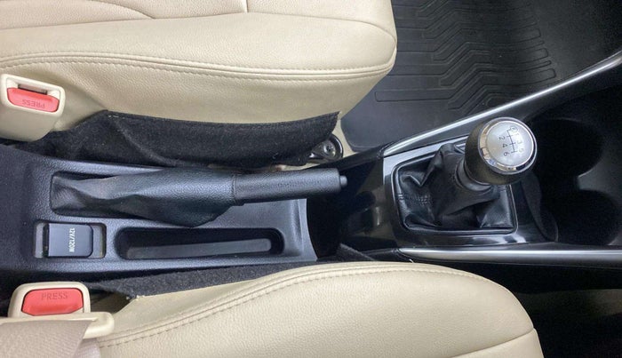 2018 Toyota YARIS G MT, Petrol, Manual, 40,958 km, Gear Lever