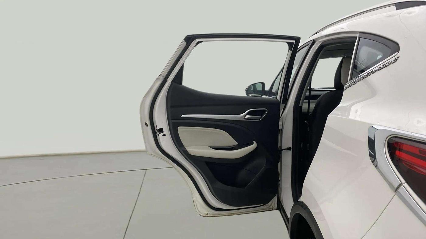 2024 MG ASTOR Select 1.5 CVT (Ivory), Petrol, Automatic, 11,763 km, LHS Rear Door