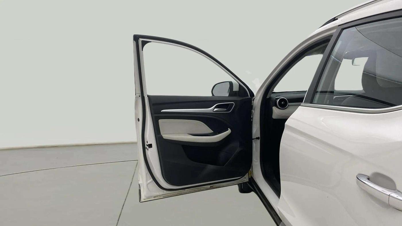 2024 MG ASTOR Select 1.5 CVT (Ivory), Petrol, Automatic, 11,763 km, LHS Front Door
