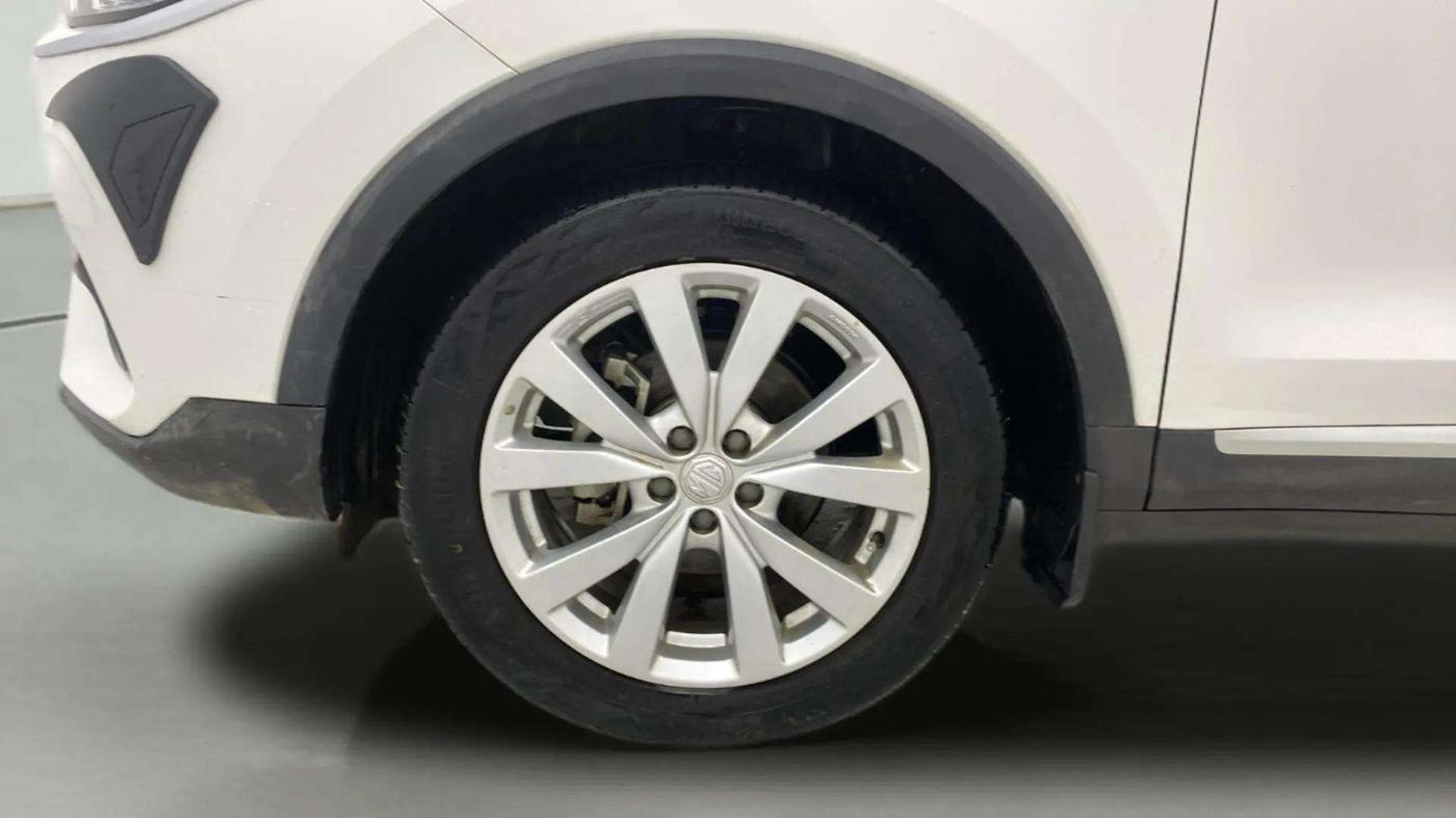 2024 MG ASTOR Select 1.5 CVT (Ivory), Petrol, Automatic, 11,763 km, Left Front Wheel