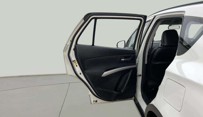 2016 Maruti S Cross ZETA 1.3, Diesel, Manual, 1,11,369 km, LHS Rear Door