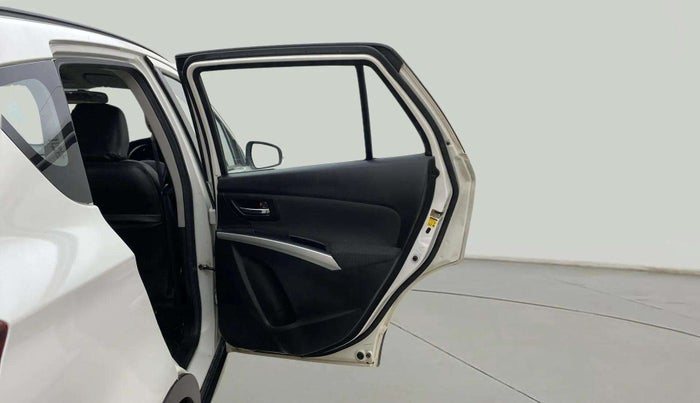 2016 Maruti S Cross ZETA 1.3, Diesel, Manual, 1,11,369 km, RHS Rear Door