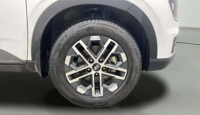 2022 Hyundai VENUE SX (O) 1.0 TURBO DCT, Petrol, Automatic, 76,002 km, Right Front Wheel