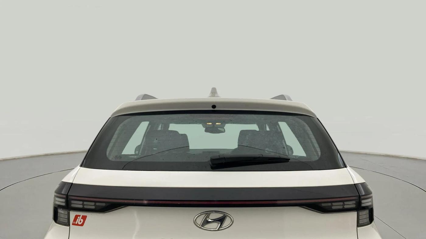 2022 Hyundai VENUE SX (O) 1.0 TURBO DCT, Petrol, Automatic, 76,002 km, Rear Windshield