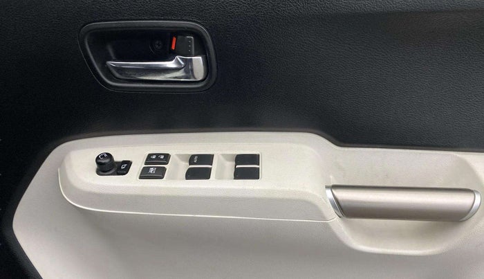2018 Maruti IGNIS ALPHA 1.2 AMT, Petrol, Automatic, 8,153 km, Driver Side Door Panels Control