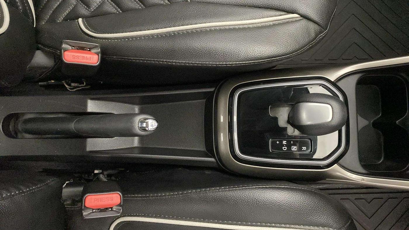 2018 Maruti IGNIS ALPHA 1.2 AMT, Petrol, Automatic, 8,153 km, Gear Lever