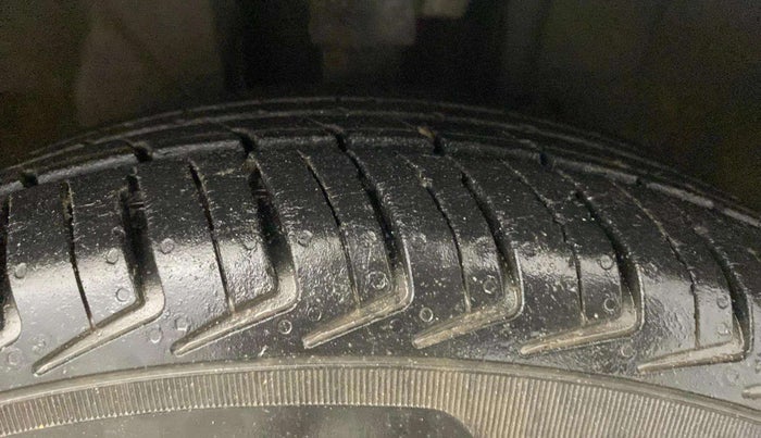2019 Datsun Redi Go S 1.0, Petrol, Manual, 26,016 km, Right Front Tyre Tread