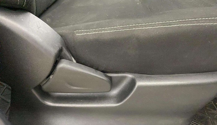 2019 Datsun Redi Go S 1.0, Petrol, Manual, 26,016 km, Driver Side Adjustment Panel
