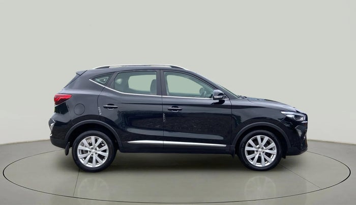 2022 MG ASTOR SUPER 1.5 MT, Petrol, Manual, 18,212 km, Right Side View