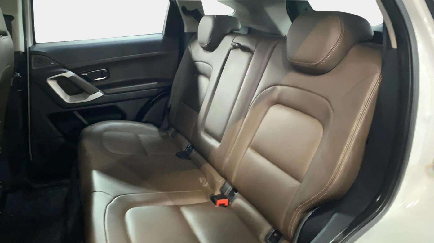 2019 Tata Harrier XZ 2.0L, Diesel, Manual, 71,433 km, Right Side Rear Door Cabin
