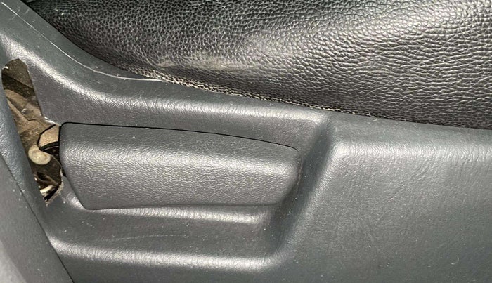 2018 Maruti Alto K10 VXI, Petrol, Manual, 32,809 km, Driver Side Adjustment Panel