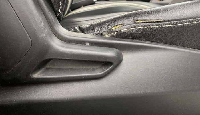 2021 Tata Tiago XT (O) PETROL, Petrol, Manual, 36,362 km, Driver Side Adjustment Panel