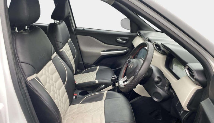 2022 Nissan MAGNITE XV MT, Petrol, Manual, 44,978 km, Right Side Front Door Cabin
