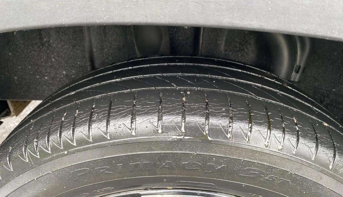 2022 Nissan MAGNITE XV MT, Petrol, Manual, 44,978 km, Right Rear Tyre Tread