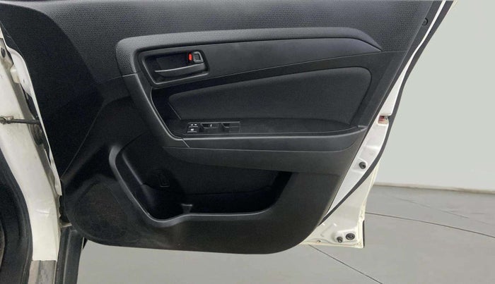 2019 Maruti Vitara Brezza VDI, Diesel, Manual, 40,543 km, Driver Side Door Panels Control
