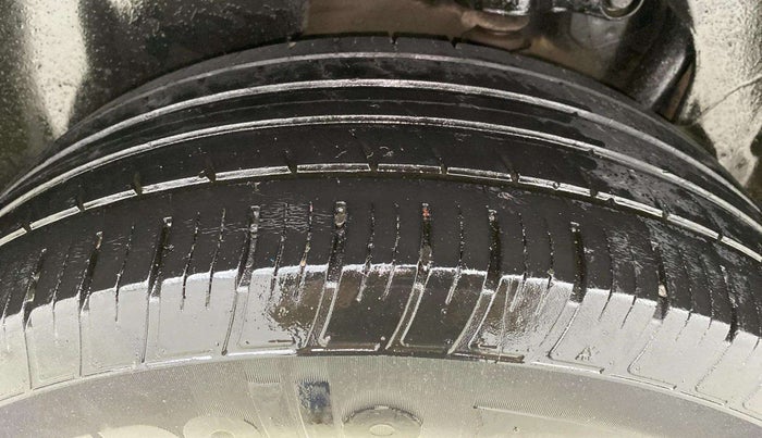 2021 Tata Harrier XT PLUS 2.0L KRYOTEC, Diesel, Manual, 54,409 km, Right Rear Tyre Tread