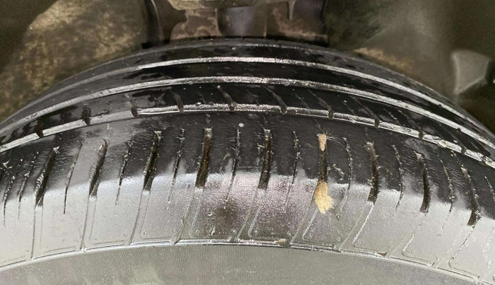 2021 Tata Harrier XT PLUS 2.0L KRYOTEC, Diesel, Manual, 54,409 km, Right Front Tyre Tread