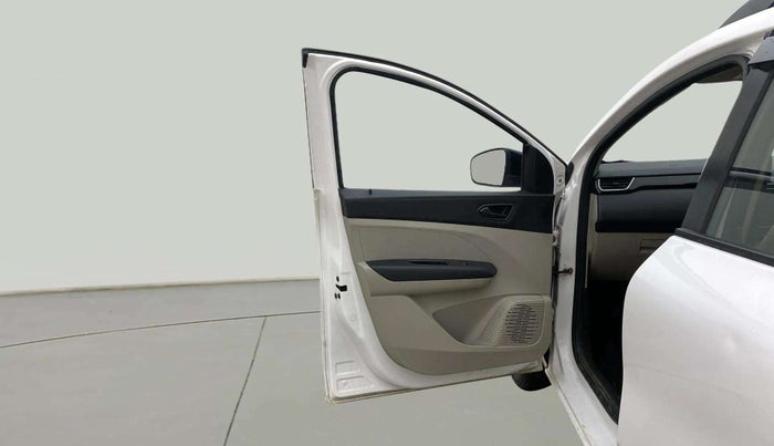 2021 Renault TRIBER RXT, Petrol, Manual, 48,102 km, LHS Front Door