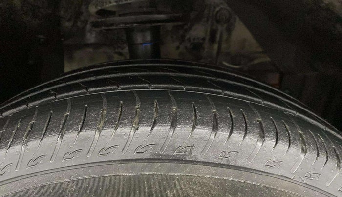 2018 Maruti Vitara Brezza ZDI AMT, Diesel, Automatic, 76,028 km, Right Front Tyre Tread