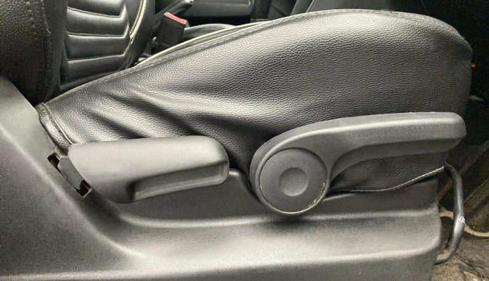 2018 Maruti Vitara Brezza ZDI AMT, Diesel, Automatic, 76,028 km, Driver Side Adjustment Panel