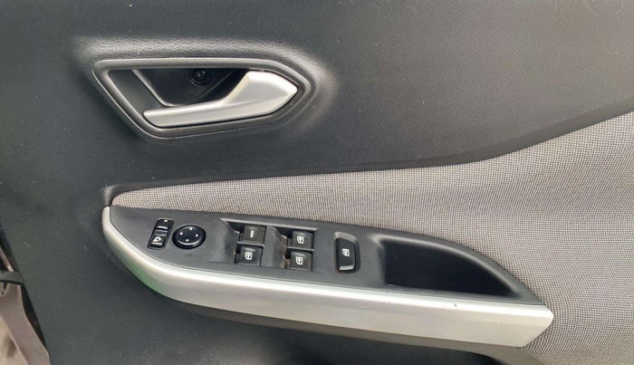 2021 Nissan MAGNITE XL TURBO, Petrol, Manual, 27,185 km, Driver Side Door Panels Control