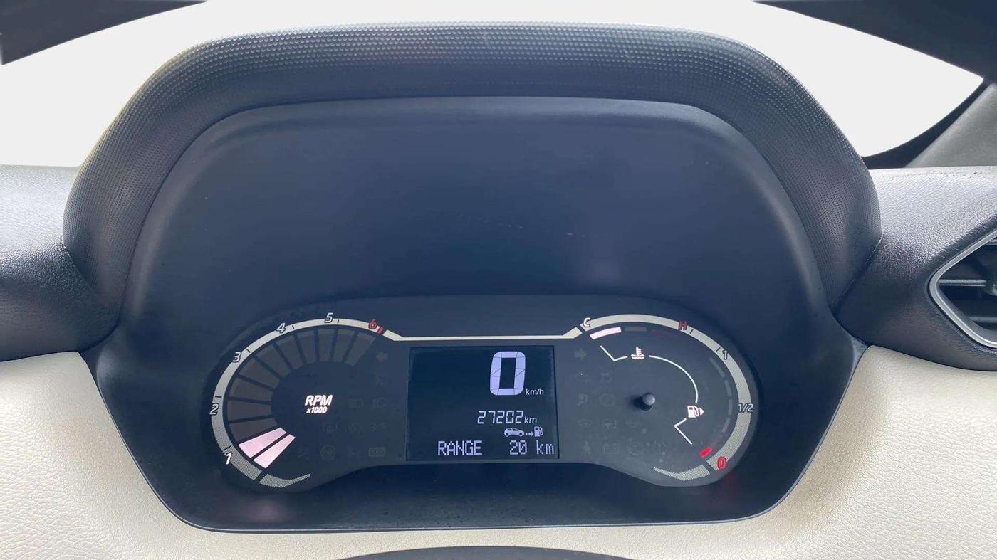 2021 Nissan MAGNITE XL TURBO, Petrol, Manual, 27,185 km, Odometer Image
