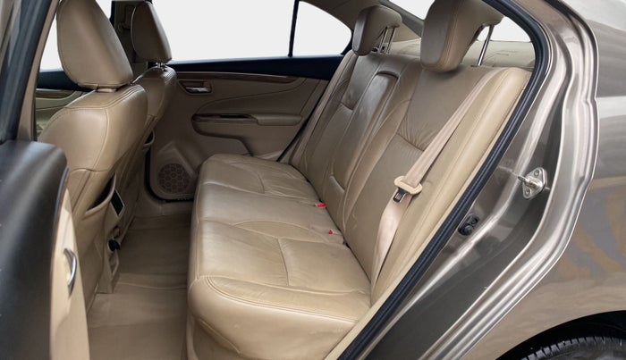 2022 Maruti Ciaz ALPHA 1.5 SHVS PETROL, CNG, Manual, 66,002 km, Right Side Rear Door Cabin