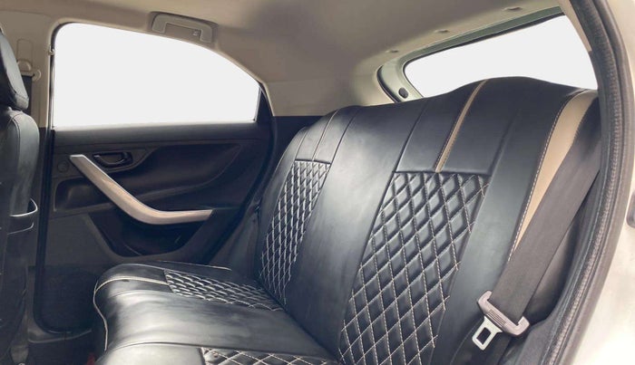 2023 Tata NEXON XM SUNROOF PETROL, Petrol, Manual, 21,216 km, Right Side Rear Door Cabin