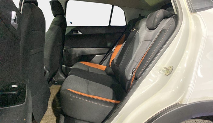 2019 Hyundai Creta SX 1.6 PETROL DUAL TONE, Petrol, Manual, 1,05,488 km, Right Side Rear Door Cabin
