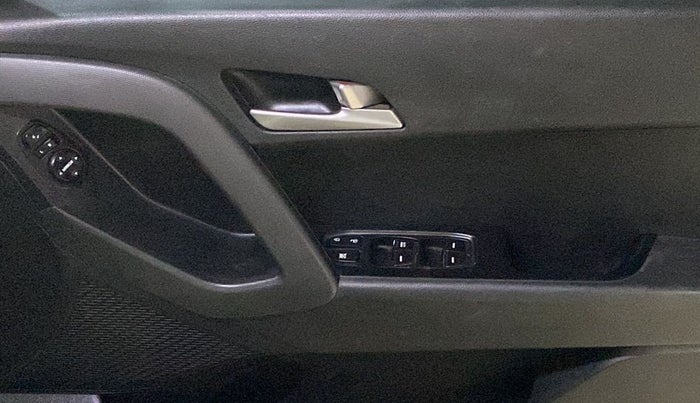 2019 Hyundai Creta SX 1.6 PETROL DUAL TONE, Petrol, Manual, 1,05,488 km, Driver Side Door Panels Control
