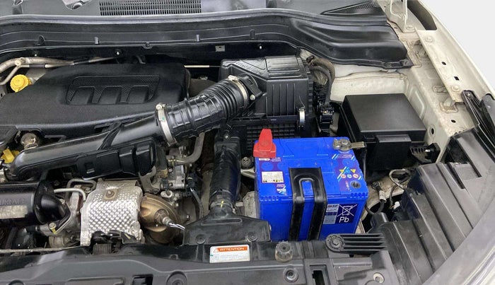 2022 Mahindra XUV300 W8 (O) 1.2 PETROL, Petrol, Manual, 62,936 km, Engine View - Left