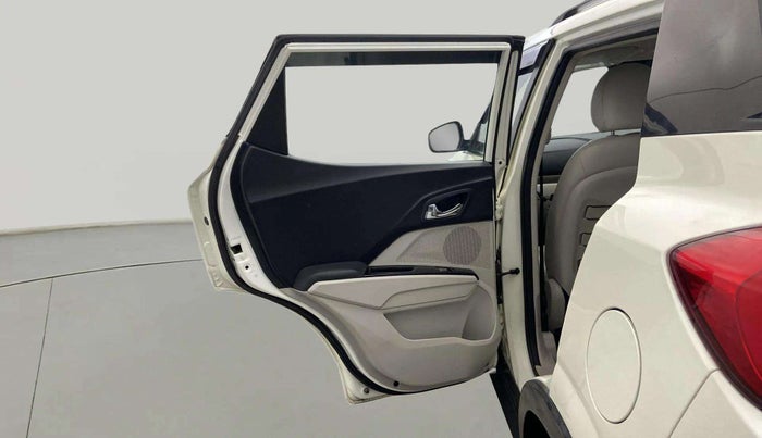 2022 Mahindra XUV300 W8 (O) 1.2 PETROL, Petrol, Manual, 62,936 km, LHS Rear Door
