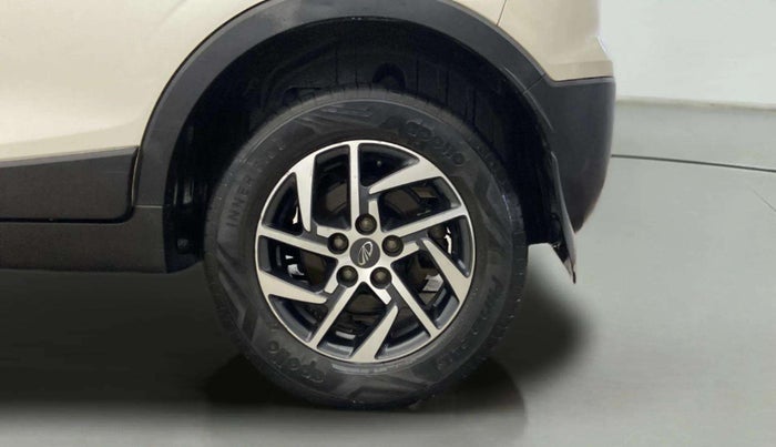 2022 Mahindra XUV300 W8 (O) 1.2 PETROL, Petrol, Manual, 62,936 km, Left Rear Wheel
